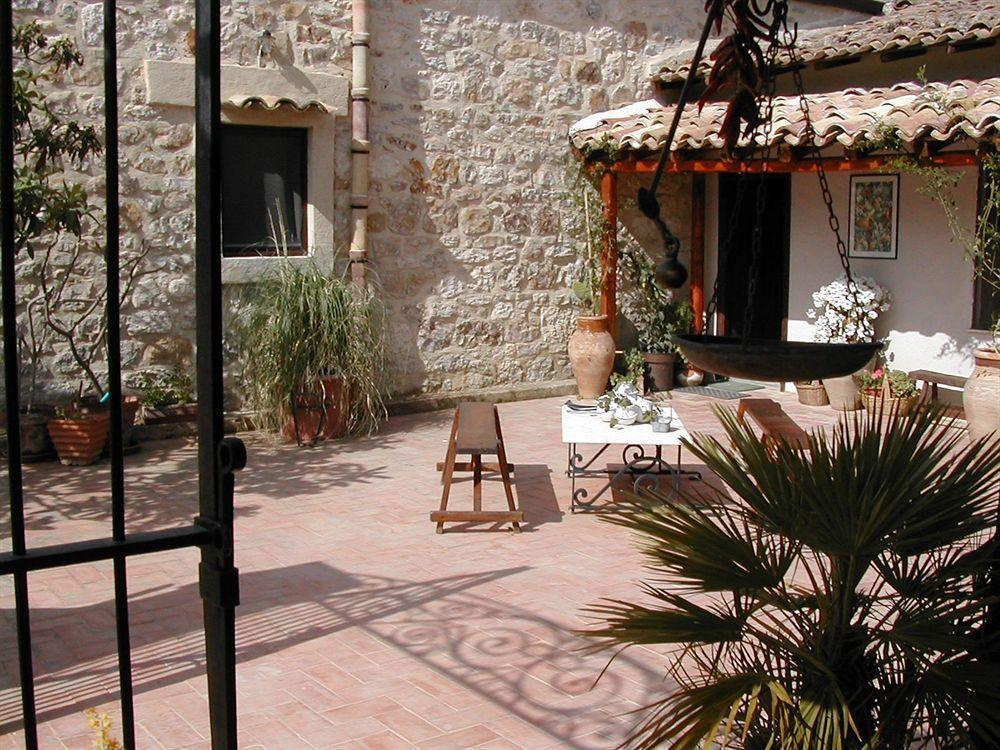 Agriturismo Casalicchio Farm stay *